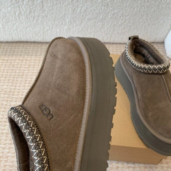 UGG Tazz Hickory Suede Slippers - Picture 3 of 9